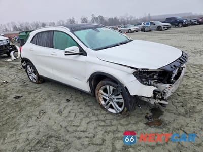 Czwarte zdjęcie samochodu z boku: 2018 MERCEDES-BENZ GLA 250 4MATIC VIN:WDCTG4GB5JJ491811 - miniatura
