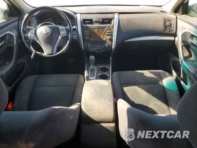 Zdjęcie 8 z 13 samochodu: 2014 NISSAN ALTIMA 2.5 VIN:1N4AL3AP1EN205108 - miniatura