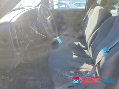 Zdjęcie 7 z 13 samochodu: 2000 CHEVROLET SILVERADO K1500 VIN:1GCEK14V1YE415970 - miniatura