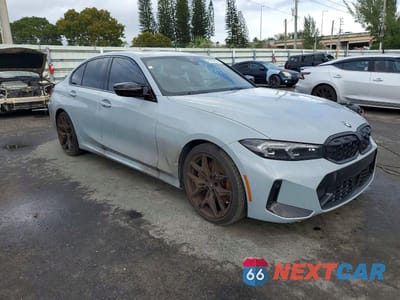 Czwarte zdjęcie samochodu z boku: 2025 BMW M340XI VIN:3MW69FT08S8F20063 - miniatura