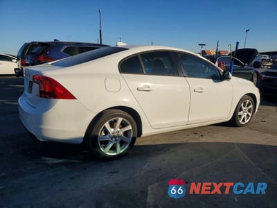 Trzecie zdjęcie samochodu z tyłu: 2014 VOLVO S60 T5 VIN:YV1612FS9E2294614 - miniatura