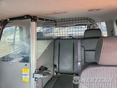 Zdjęcie 10 z 15 samochodu: 2016 CHEVROLET TAHOE POLICE VIN:1GNLCDEC7GR339253 - miniatura