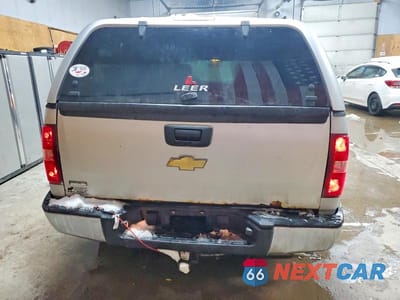 Zdjęcie 6 z 12 samochodu: 2010 CHEVROLET SILVERADO K1500 VIN:1GCSKPE32AZ216184 - miniatura