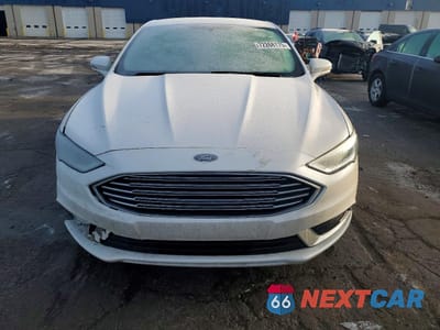 Piąte zdjęcie samochodu w środku: 2018 FORD FUSION SE VIN:3FA6P0HD9JR176078 - miniatura