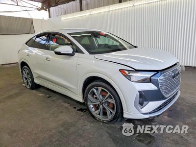 Czwarte zdjęcie samochodu z boku: 2023 AUDI Q4 E-TRON SPORTBACK PREMIUM PLUS VIN:WA132BFZ3PP061072 - miniatura