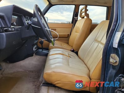 Zdjęcie 7 z 12 samochodu: 1993 VOLVO 240 VIN:YV1AW8806P1960315 - miniatura