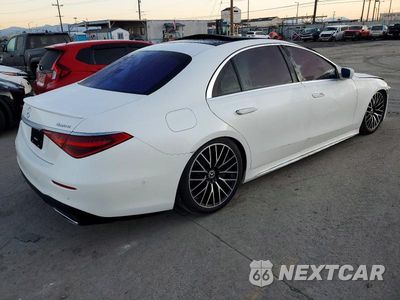 Trzecie zdjęcie samochodu z tyłu: 2022 MERCEDES-BENZ S 500 4MATIC VIN:W1K6G6DB4NA105720 - miniatura