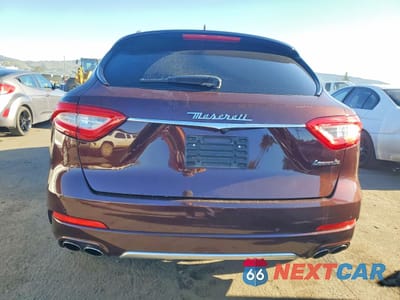 Zdjęcie 6 z 13 samochodu: 2017 MASERATI LEVANTE LUXURY VIN:ZN661XUL8HX211808 - miniatura