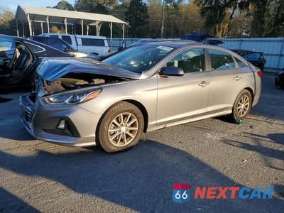 2019 HYUNDAI SONATA SE 5NPE24AF2KH757188 - główne zdjęcie licytacji z USA - miniatura