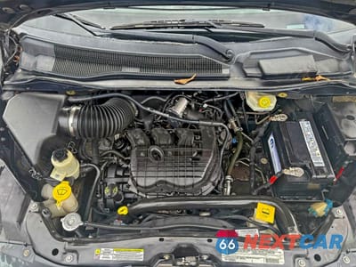 Zdjęcie 7 z 10 samochodu: 2012 VOLKSWAGEN ROUTAN SE VIN:2C4RVABG5CR354258 - miniatura