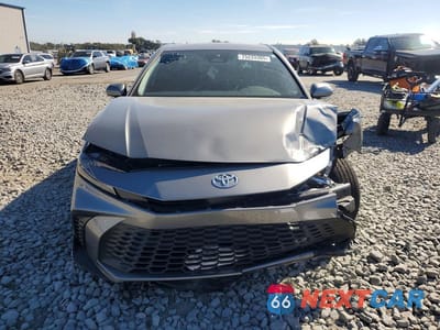 Piąte zdjęcie samochodu w środku: 2025 TOYOTA CAMRY SE VIN:4T1DAACK4SU622402 - miniatura