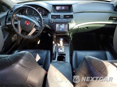 Zdjęcie 8 z 11 samochodu: 2012 HONDA ACCORD SE VIN:1HGCP2F68CA085055 - miniatura
