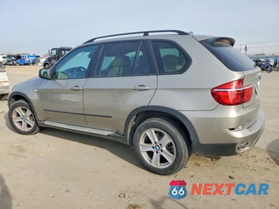 Drugie zdjęcie samochodu z przodu: 2012 BMW X5 VIN:5UXZW0C52CL663889 - miniatura