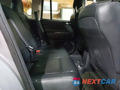 Zdjęcie 11 z 12 samochodu: 2016 JEEP COMPASS LATITUDE VIN:1C4NJCEA5GD807090 - miniatura