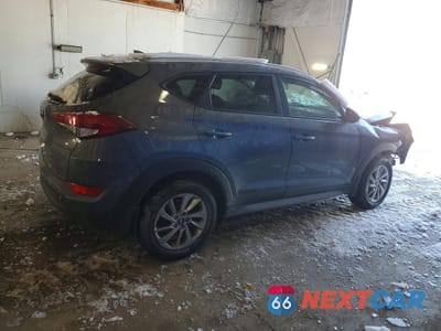 Trzecie zdjęcie samochodu z tyłu: 2018 HYUNDAI TUCSON SEL VIN:KM8J33A49JU668531 - miniatura