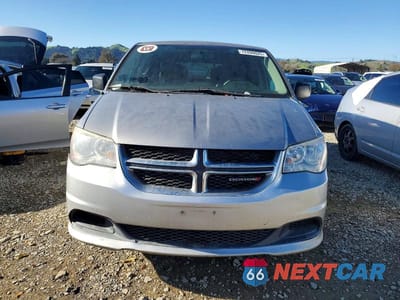 Piąte zdjęcie samochodu w środku: 2016 DODGE GRAND CARAVAN SE VIN:2C4RDGBG1GR194911 - miniatura