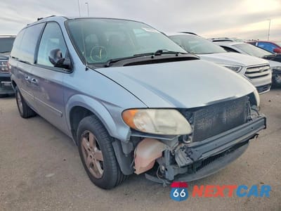 Czwarte zdjęcie samochodu z boku: 2006 DODGE GRAND CARAVAN SXT VIN:2D4GP44L96R909023 - miniatura