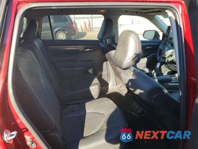 Zdjęcie 11 z 13 samochodu: 2022 TOYOTA HIGHLANDER PLATINUM VIN:5TDFZRBH8NS205111 - miniatura
