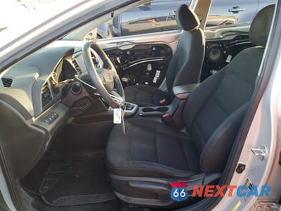 Zdjęcie 7 z 13 samochodu: 2020 HYUNDAI ELANTRA SEL VIN:5NPD84LF2LH531421 - miniatura