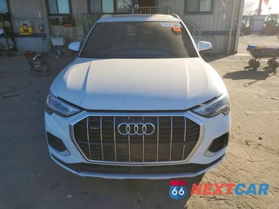 Piąte zdjęcie samochodu w środku: 2020 AUDI Q3 PREMIUM VIN:WA1AECF3XL1022721 - miniatura