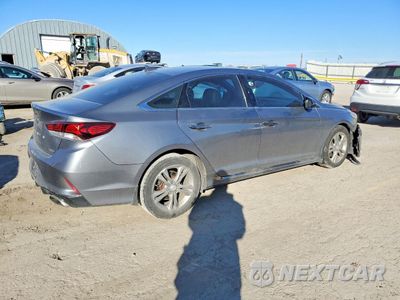Trzecie zdjęcie samochodu z tyłu: 2018 HYUNDAI SONATA SPORT VIN:5NPE34AF5JH687441 - miniatura