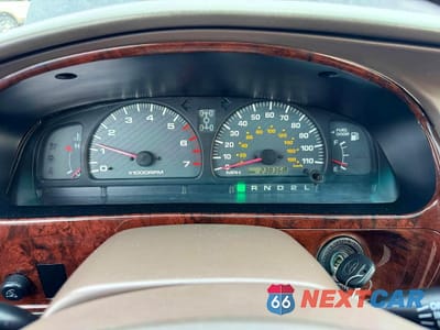 Zdjęcie 8 z 11 samochodu: 1999 TOYOTA 4RUNNER LIMITED VIN:JT3HN87R9X0239892 - miniatura