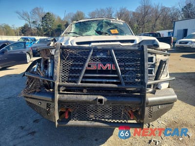 Piąte zdjęcie samochodu w środku: 2023 GMC SIERRA K2500 AT4 VIN:1GT49PEY8PF245702 - miniatura