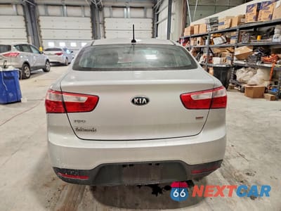 Zdjęcie 6 z 12 samochodu: 2015 KIA RIO LX VIN:KNADM4A35F6501099 - miniatura