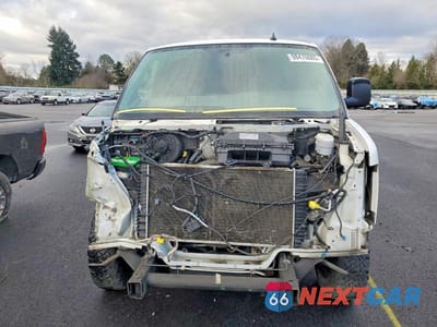 Piąte zdjęcie samochodu w środku: 2022 GMC SAVANA G2500 DELIVERY VAN VIN:1GTW7BF74N1178100 - miniatura