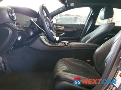 Zdjęcie 7 z 12 samochodu: 2019 MERCEDES-BENZ E 300 4MATIC VIN:WDDZF4KB2KA654688 - miniatura