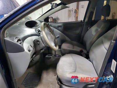Zdjęcie 7 z 11 samochodu: 2003 TOYOTA ECHO BASE VIN:JTDBT123535042863 - miniatura