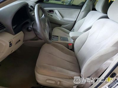 Zdjęcie 7 z 13 samochodu: 2011 TOYOTA CAMRY BASE VIN:4T1BF3EK9BU758638 - miniatura
