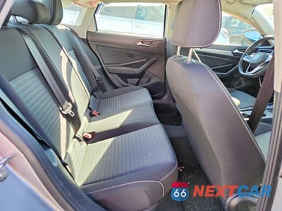 Zdjęcie 10 z 12 samochodu: 2025 VOLKSWAGEN JETTA S VIN:3VW5X7BU6SM011513 - miniatura