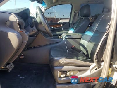 Zdjęcie 7 z 13 samochodu: 2017 CADILLAC ESCALADE ESV LUXURY VIN:1GYS4HKJ5HR262261 - miniatura