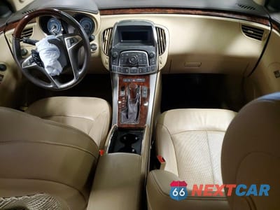 Zdjęcie 8 z 11 samochodu: 2012 BUICK LACROSSE PREMIUM VIN:1G4GF5E31CF190451 - miniatura