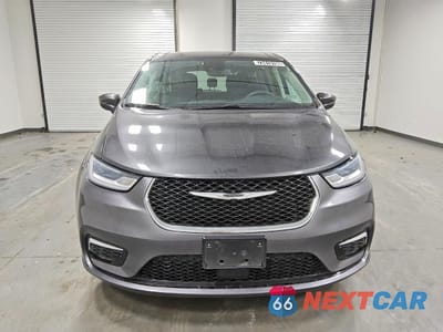 Piąte zdjęcie samochodu w środku: 2023 CHRYSLER PACIFICA HYBRID TOURING L VIN:2C4RC1L72PR523033 - miniatura