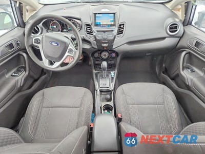 Zdjęcie 8 z 12 samochodu: 2019 FORD FIESTA SE VIN:3FADP4EJ3KM134173 - miniatura