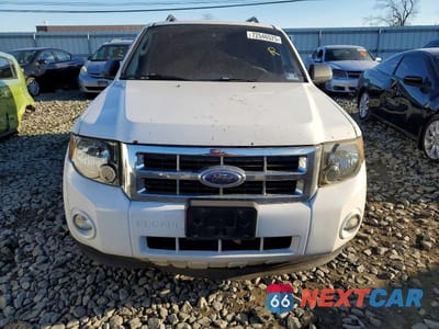 Piąte zdjęcie samochodu w środku: 2009 FORD ESCAPE XLT VIN:1FMCU93G89KC38304 - miniatura