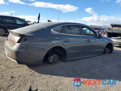 Trzecie zdjęcie samochodu z tyłu: 2022 HYUNDAI SONATA HYBRID VIN:KMHL24JJ7NA038506 - miniatura