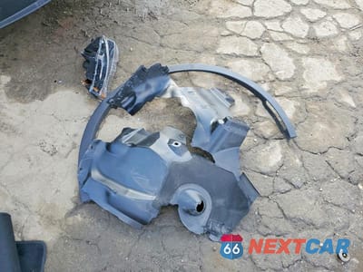 Zdjęcie 12 z 13 samochodu: 2025 TESLA MODEL Y VIN:7SAYGAEE1SF302445 - miniatura