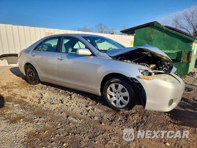 Czwarte zdjęcie samochodu z boku: 2010 TOYOTA CAMRY BASE VIN:4T4BF3EKXAR079143 - miniatura