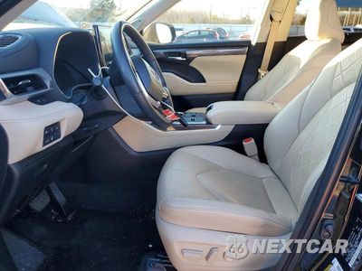 Zdjęcie 7 z 14 samochodu: 2023 TOYOTA HIGHLANDER HYBRID LIMITED VIN:5TDEBRCH9PS131814 - miniatura