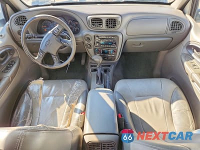 Zdjęcie 8 z 13 samochodu: 2004 CHEVROLET TRAILBLAZER LS VIN:1GNDT13SX42407188 - miniatura