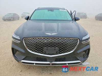 Piąte zdjęcie samochodu w środku: 2023 GENESIS GV70 BASE VIN:KMUMADTB7PU120106 - miniatura