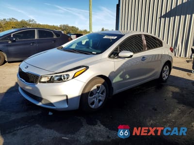 2017 KIA FORTE LX 3KPFK4A73HE034248 - główne zdjęcie licytacji z USA - miniatura