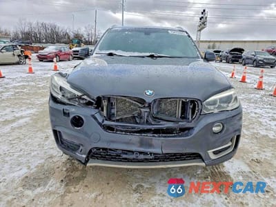 Piąte zdjęcie samochodu w środku: 2017 BMW X5 XDRIVE35I VIN:5UXKR0C55H0U50548 - miniatura