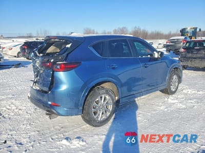 Trzecie zdjęcie samochodu z tyłu: 2024 MAZDA CX-5 SELECT VIN:JM3KFBBL6R0433773 - miniatura