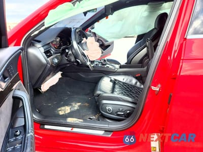 Zdjęcie 7 z 14 samochodu: 2018 AUDI S4 PREMIUM PLUS VIN:WAUB4AF49JA003467 - miniatura