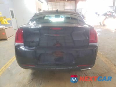 Zdjęcie 6 z 11 samochodu: 2022 CHRYSLER 300 S VIN:2C3CCABGXNH190837 - miniatura