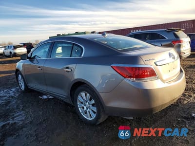 Drugie zdjęcie samochodu z przodu: 2010 BUICK LACROSSE CX VIN:1G4GB5EG1AF284647 - miniatura
